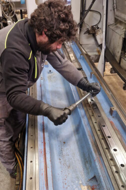 galleria-lavorazioni-assistenza-macchine-utensili-azienda-ciip-5 galleria-lavorazioni-assistenza-macchine-utensili-azienda-ciip-5