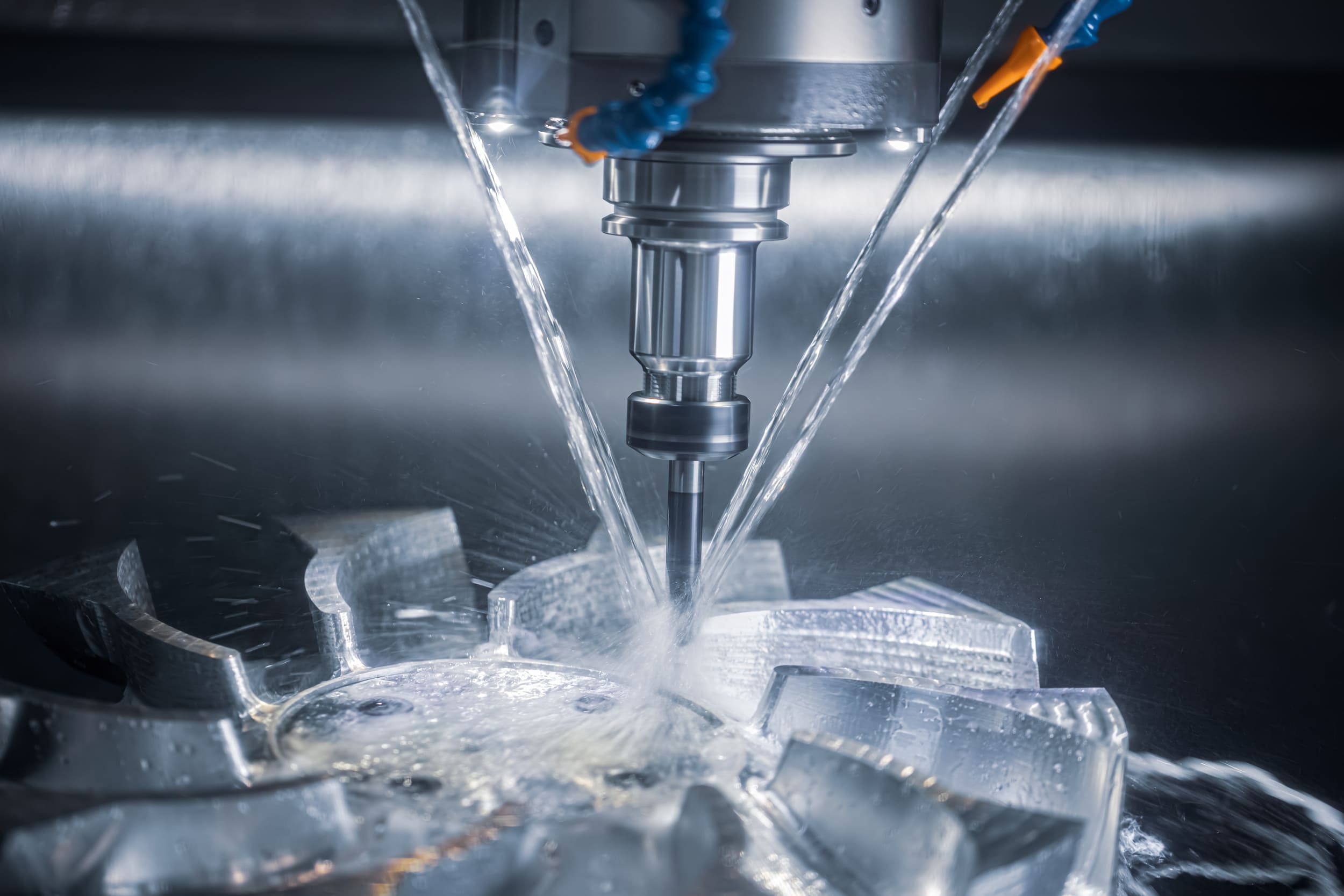 Manutenzione dei Sistemi Idraulici e di Refrigerazione: il cuore fluido della produzione